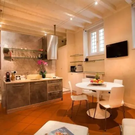Le Cadreghe Apartment *