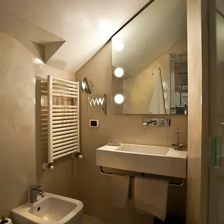 Le Cadreghe Apartment *